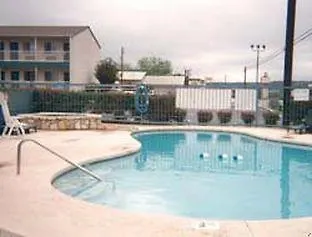 Days Inn By Wyndham Kerrville 